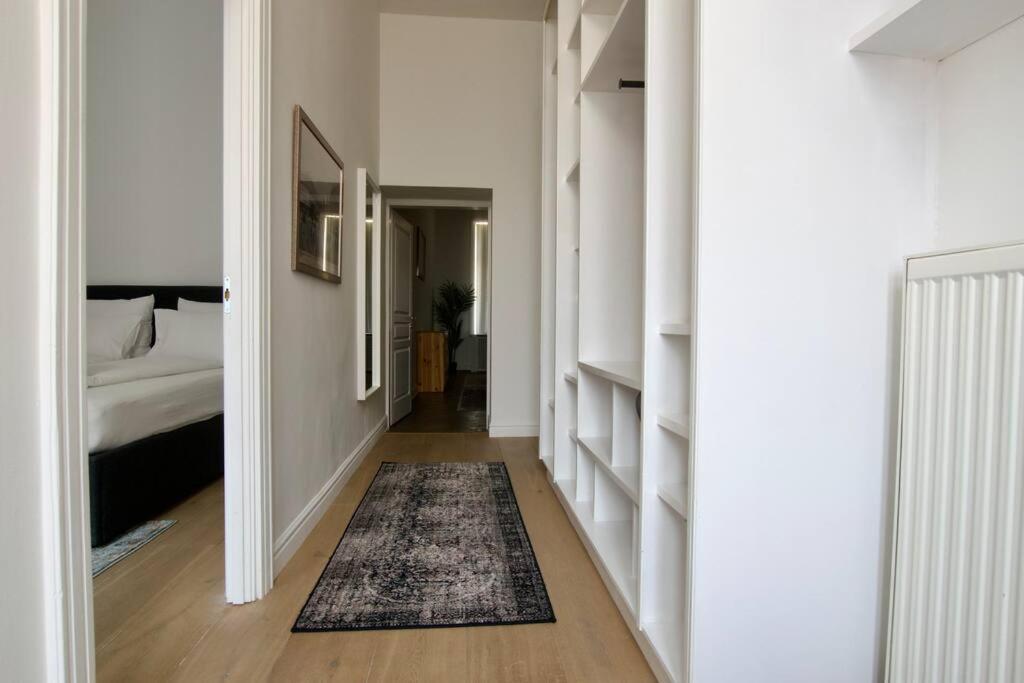 Premium Apartment By Hi5- Anker Apartment Budapest Ngoại thất bức ảnh