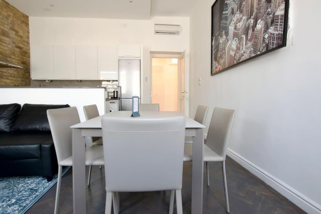 Premium Apartment By Hi5- Anker Apartment Budapest Ngoại thất bức ảnh