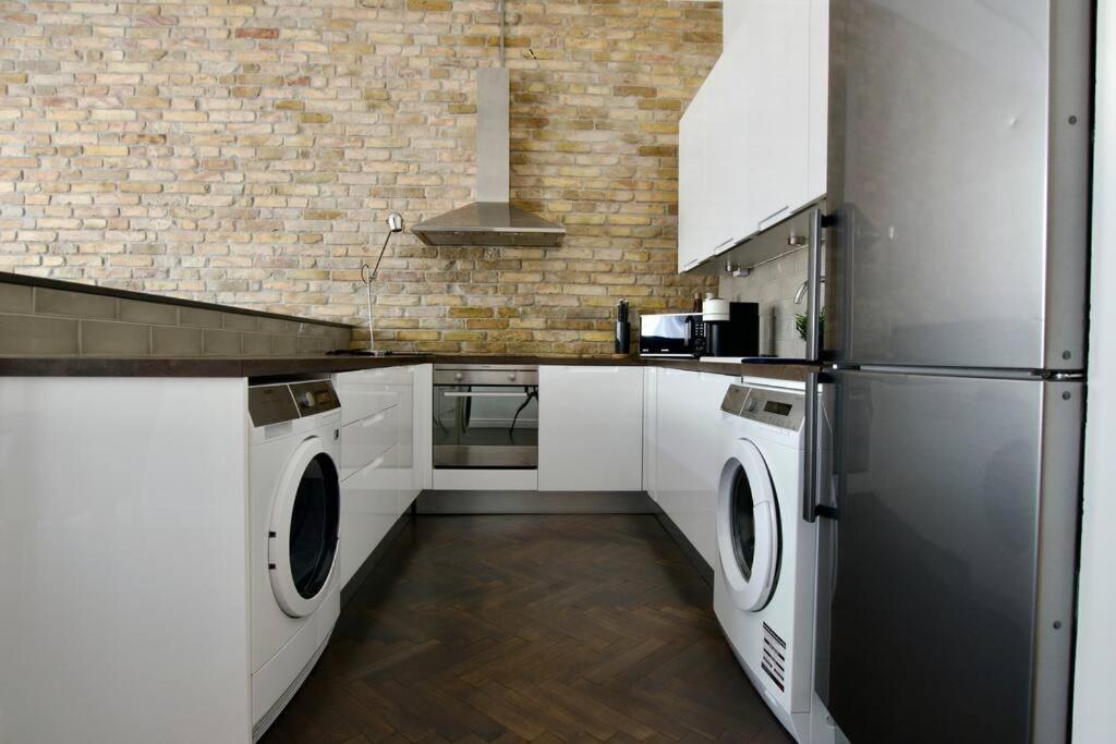 Premium Apartment By Hi5- Anker Apartment Budapest Ngoại thất bức ảnh